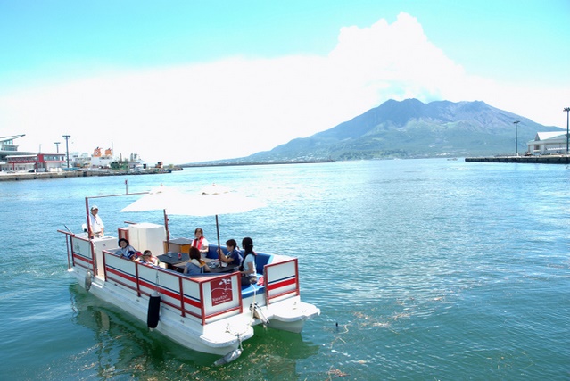 かごしまベイクルーズで錦江湾クルージング - みんなの桜島