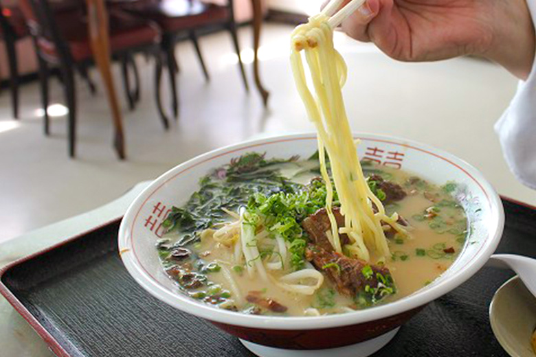 旅の駅桜島 桜島物産館のマグマラーメン