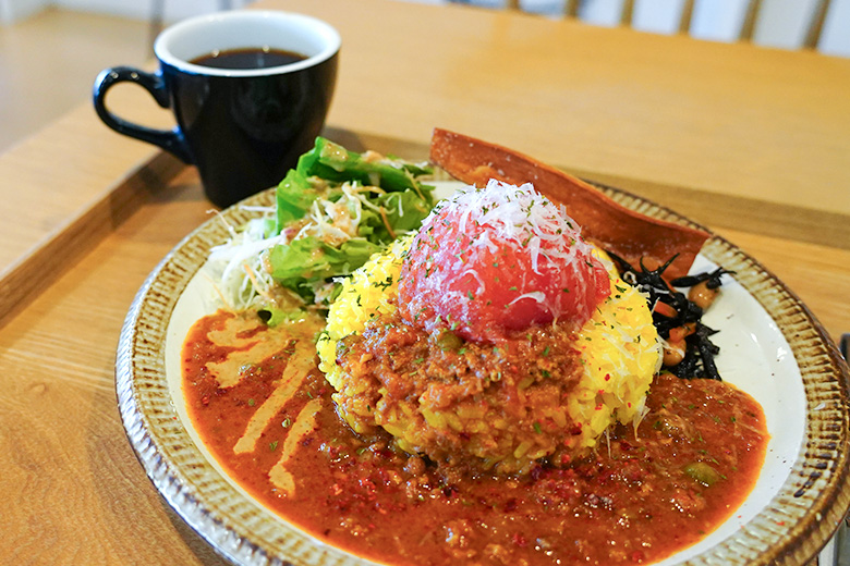 MINATO CAFEの溶岩原カレー