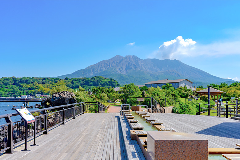 桜島溶岩なぎさ公園足湯の画像