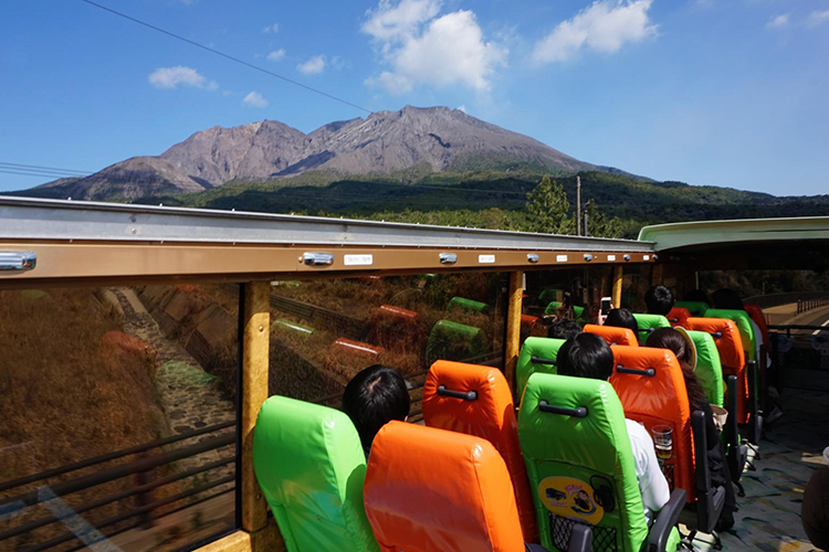 【土日祝日運行】オープンバス「鹿児島市内＆桜島一周コース」