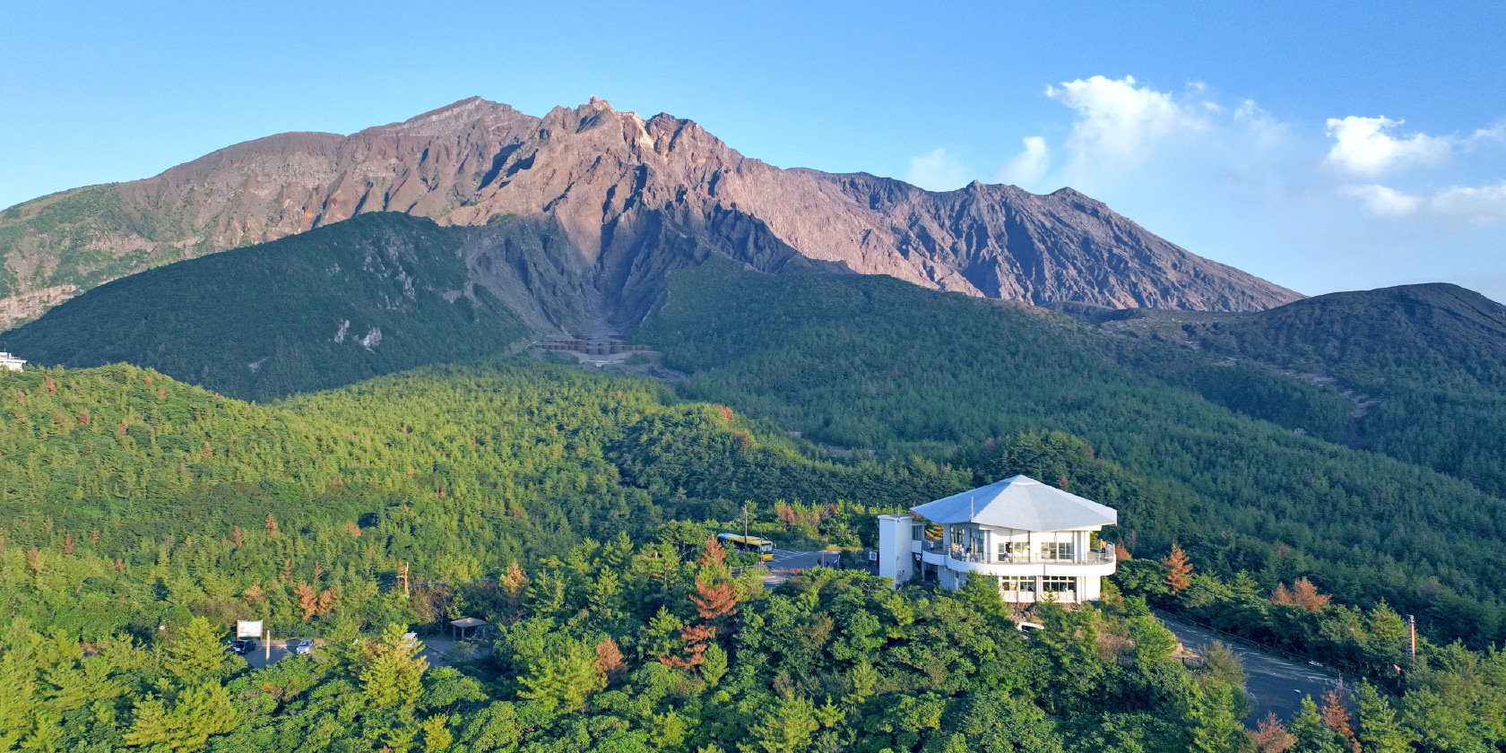 湯之平展望所と桜島